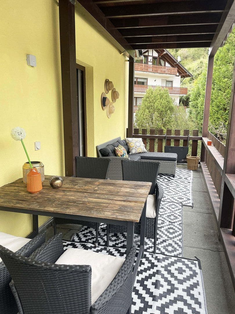 Prodej domu 497 m², pozemek 655 m², Simmerath, Severní Porýní-Vestfálsko Prodej domu 497 m², pozemek 655 m², Simmerath, Severní Porýní-Vestfálsko