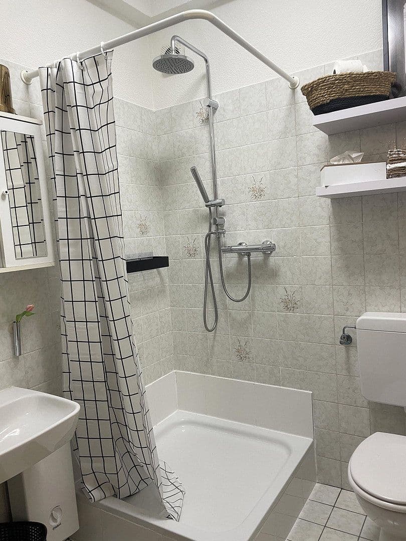 Prodej domu 497 m², pozemek 655 m², Simmerath, Severní Porýní-Vestfálsko Prodej domu 497 m², pozemek 655 m², Simmerath, Severní Porýní-Vestfálsko