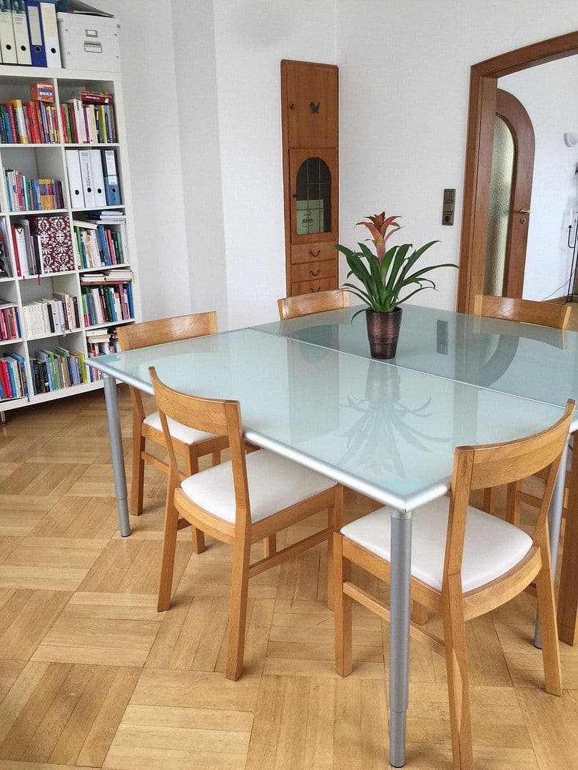 Pronájem domu 128 m², pozemek 550 m², Friedenstrasse 11, Pforzheim, Bádensko-Württembersko Pronájem domu 128 m², pozemek 550 m², Friedenstrasse 11, Pforzheim, Bádensko-Württembersko