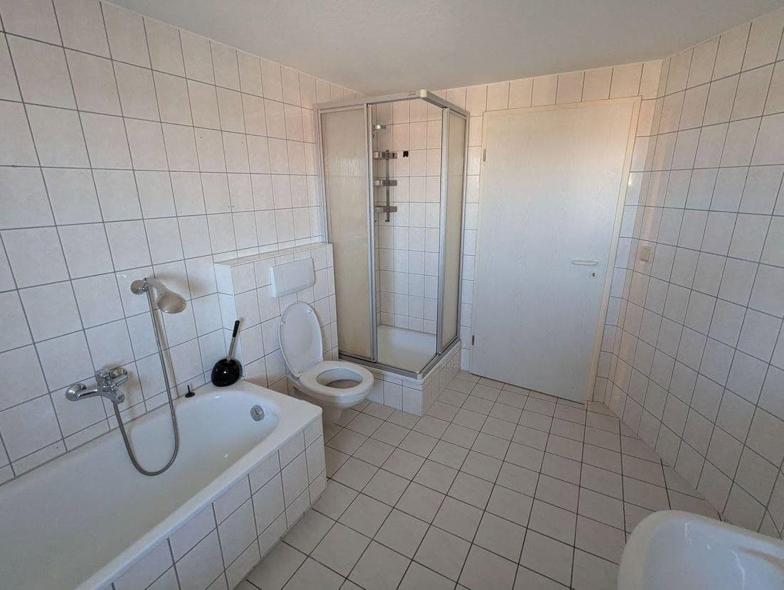 Pronájem bytu 3+1 86 m², Gera, Durynsko Pronájem bytu 3+1 86 m², Gera, Durynsko