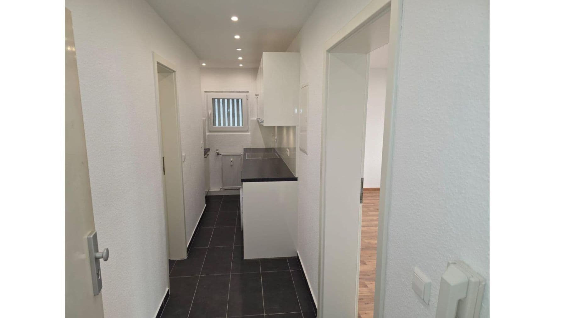 Prodej bytu 1+1 28 m², Karlsruhe, Bádensko-Württembersko Prodej bytu 1+1 28 m², Karlsruhe, Bádensko-Württembersko