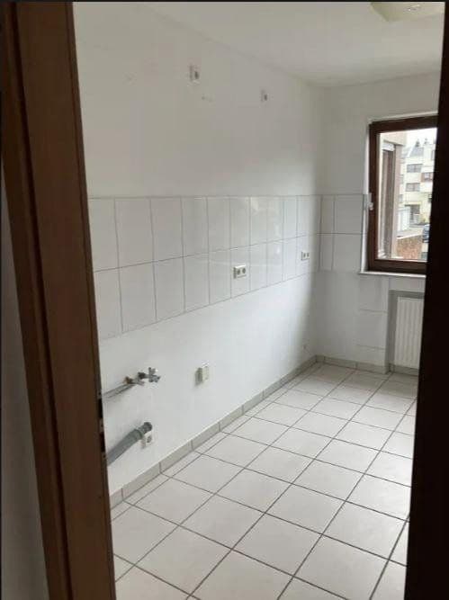 Pronájem bytu 2+1 55 m², Landstuhler Straße 2, Stuttgart-Weilimdorf, Bádensko-Württembersko Pronájem bytu 2+1 55 m², Landstuhler Straße 2, Stuttgart-Weilimdorf, Bádensko-Württembersko