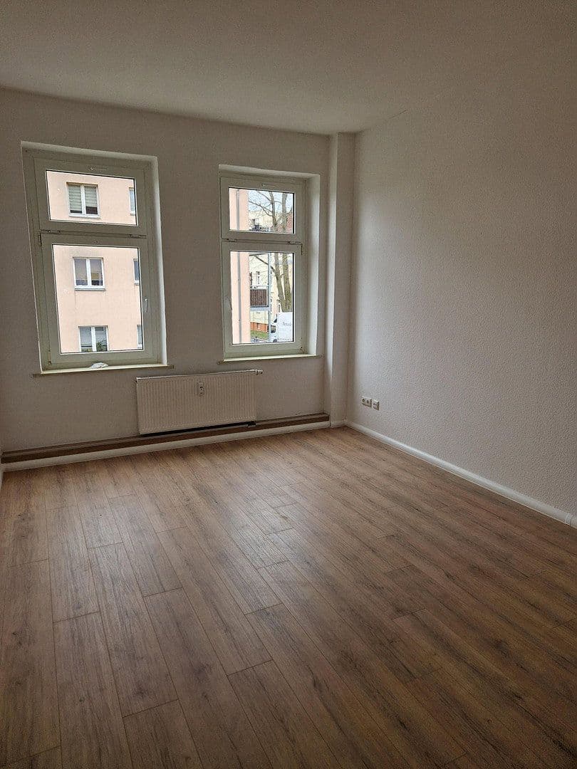 Pronájem bytu 2+1 47 m², Sommerlindenstraße 7, Leipzig, Sasko Pronájem bytu 2+1 47 m², Sommerlindenstraße 7, Leipzig, Sasko