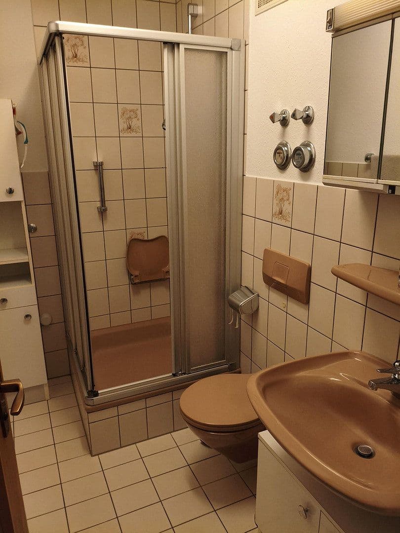 Prodej domu 180 m², pozemek 1.000 m², Wächtersbergstr. 46, Wildberg, Bádensko-Württembersko Prodej domu 180 m², pozemek 1.000 m², Wächtersbergstr. 46, Wildberg, Bádensko-Württembersko