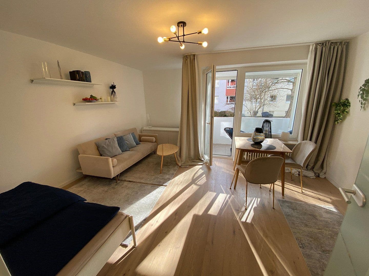 Pronájem bytu 1+1 40 m², Albrecht-Dürer-Str. 3, 81543 München, München, Bavorsko Pronájem bytu 1+1 40 m², Albrecht-Dürer-Str. 3, 81543 München, München, Bavorsko