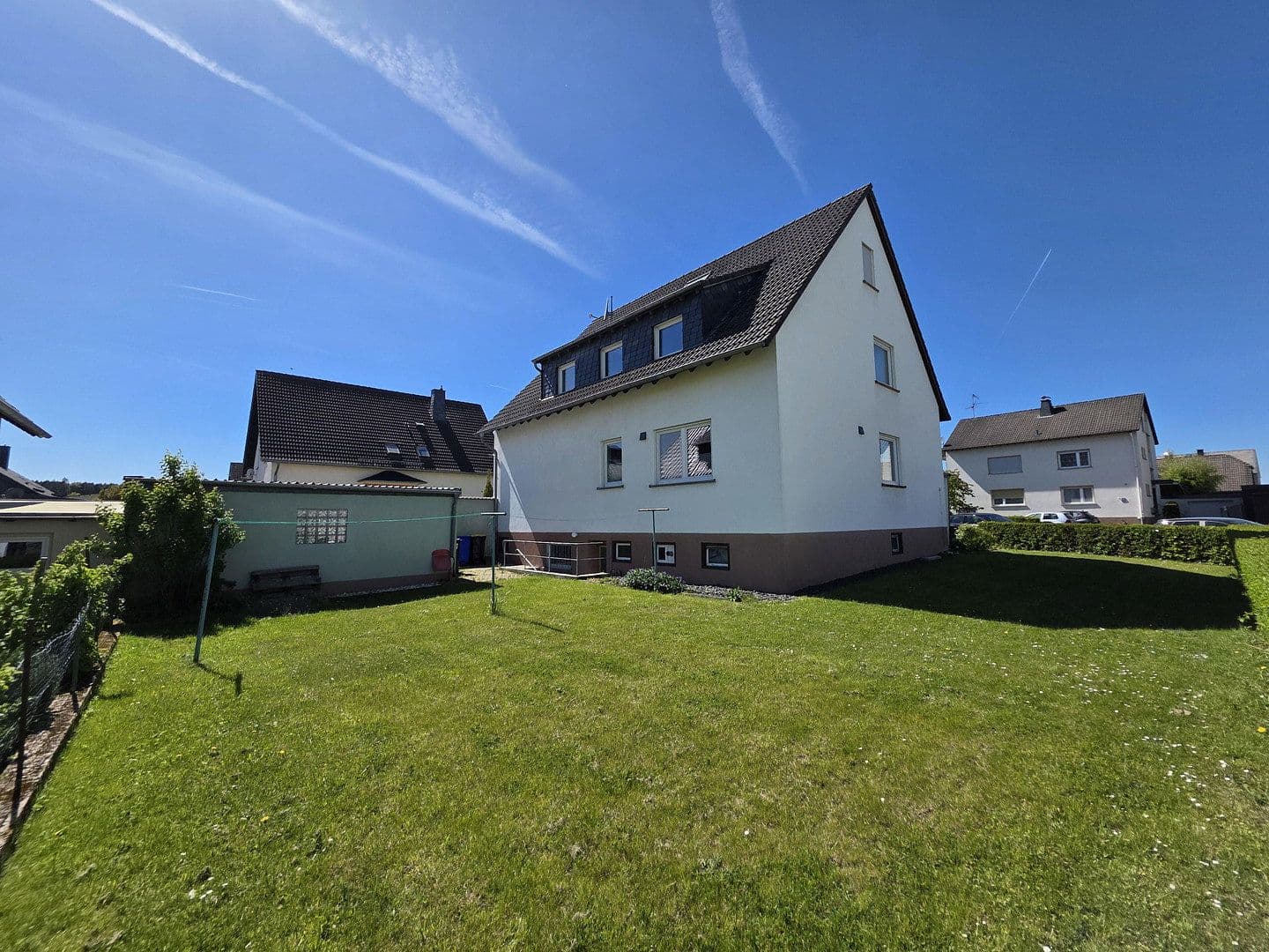 Pronájem bytu 3+1 98 m², Sohren, Porýní-Falc Pronájem bytu 3+1 98 m², Sohren, Porýní-Falc