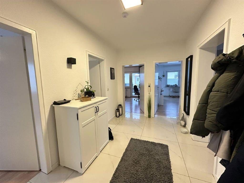 Pronájem bytu 3+1 98 m², Sohren, Porýní-Falc Pronájem bytu 3+1 98 m², Sohren, Porýní-Falc