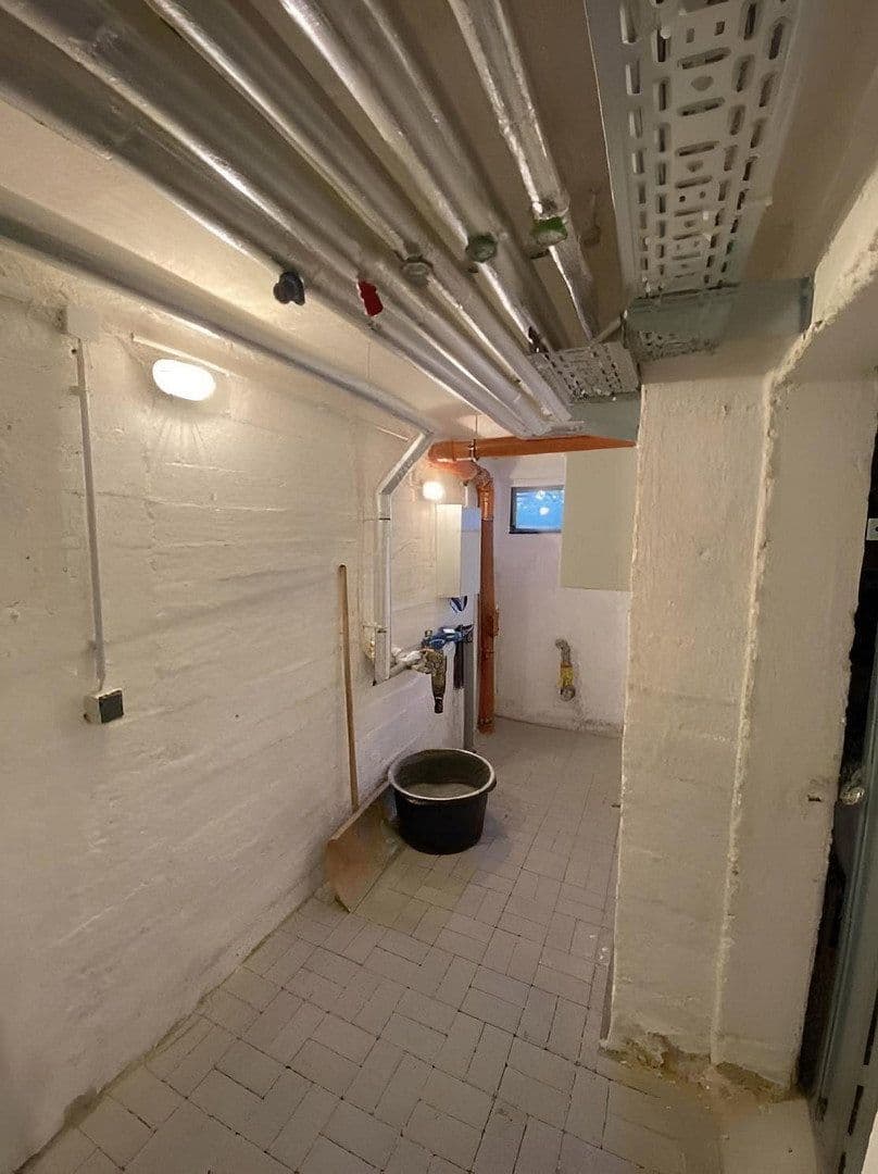 Pronájem bytu 2+1 48 m², Hauffweg 3, Leipzig, Sasko Pronájem bytu 2+1 48 m², Hauffweg 3, Leipzig, Sasko