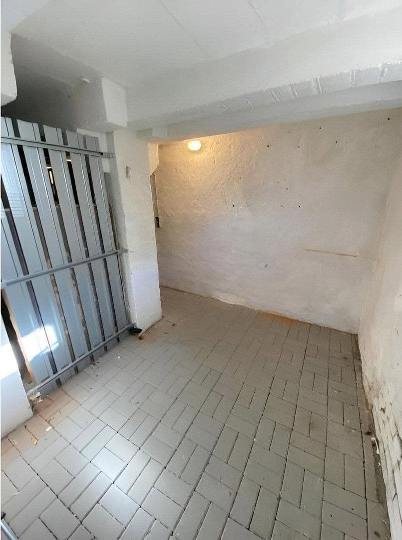 Pronájem bytu 2+1 48 m², Hauffweg 3, Leipzig, Sasko Pronájem bytu 2+1 48 m², Hauffweg 3, Leipzig, Sasko