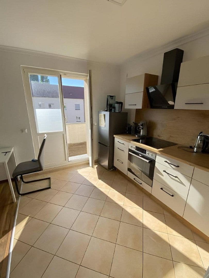 Pronájem bytu 2+1 48 m², Hauffweg 3, Leipzig, Sasko Pronájem bytu 2+1 48 m², Hauffweg 3, Leipzig, Sasko