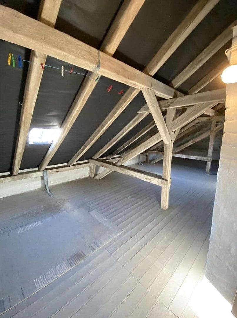Pronájem bytu 2+1 48 m², Hauffweg 3, Leipzig, Sasko Pronájem bytu 2+1 48 m², Hauffweg 3, Leipzig, Sasko