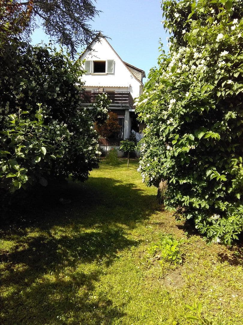 Prodej domu 150 m², pozemek 580 m², Worms, Porýní-Falc Prodej domu 150 m², pozemek 580 m², Worms, Porýní-Falc