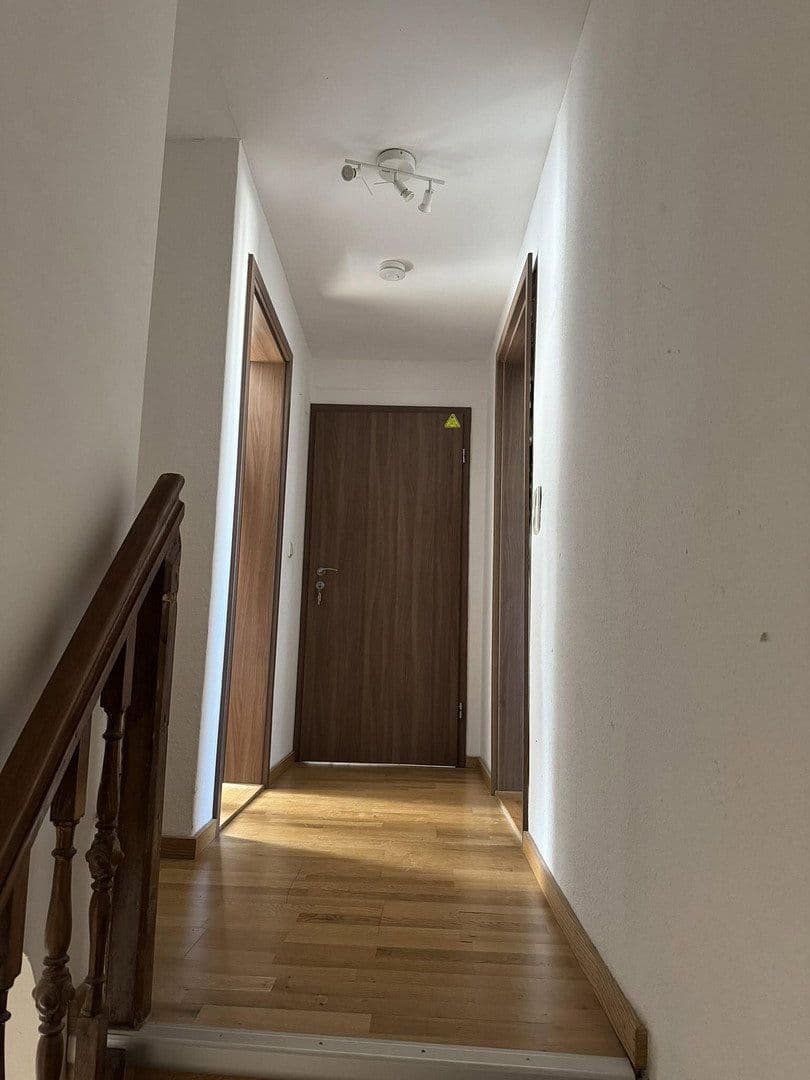 Pronájem bytu 4+1 98 m², Käthe Kollwitz Str. 5, Apolda, Durynsko Pronájem bytu 4+1 98 m², Käthe Kollwitz Str. 5, Apolda, Durynsko