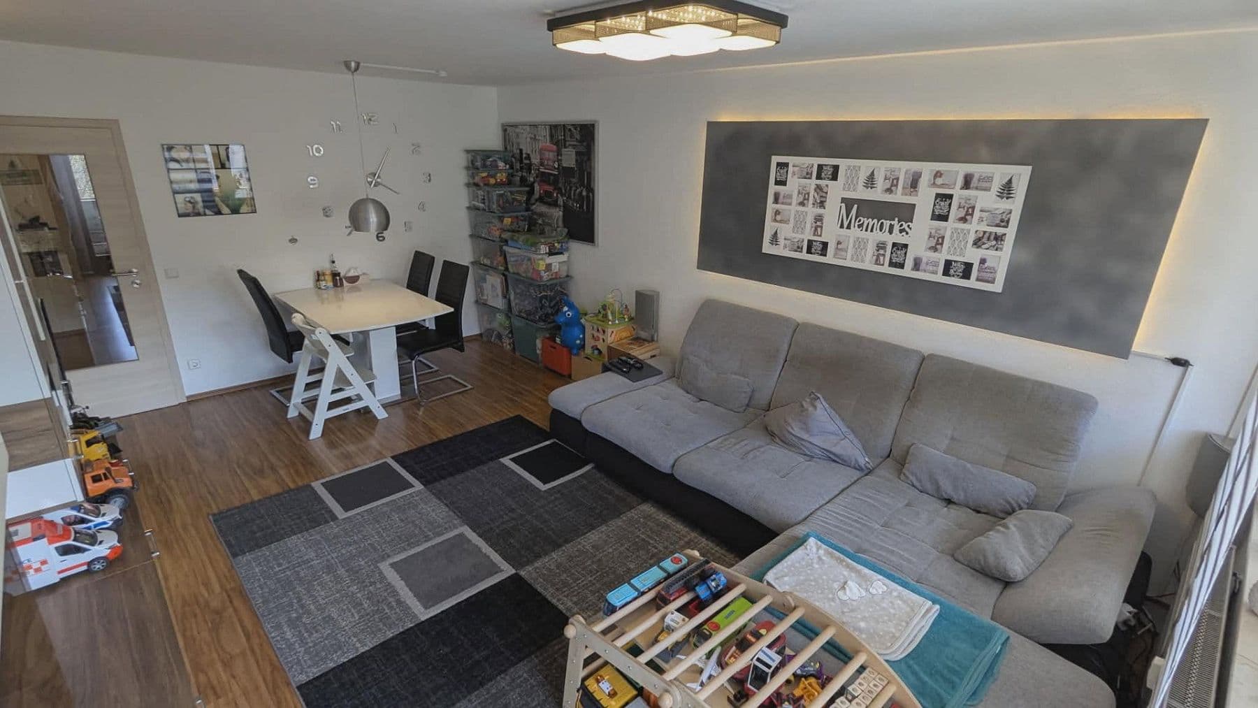 Prodej bytu 3+1 74 m², Am Färberhof, 3, Erlangen, Bavorsko Prodej bytu 3+1 74 m², Am Färberhof, 3, Erlangen, Bavorsko