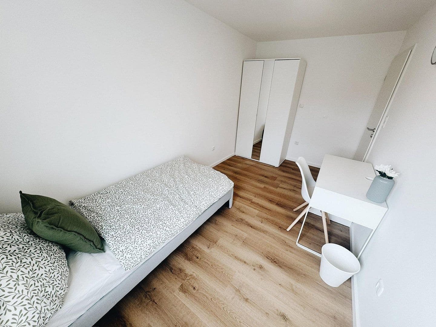 Pronájem bytu 21 m², Mainaustraße 38, München, Bavorsko Pronájem bytu 21 m², Mainaustraße 38, München, Bavorsko