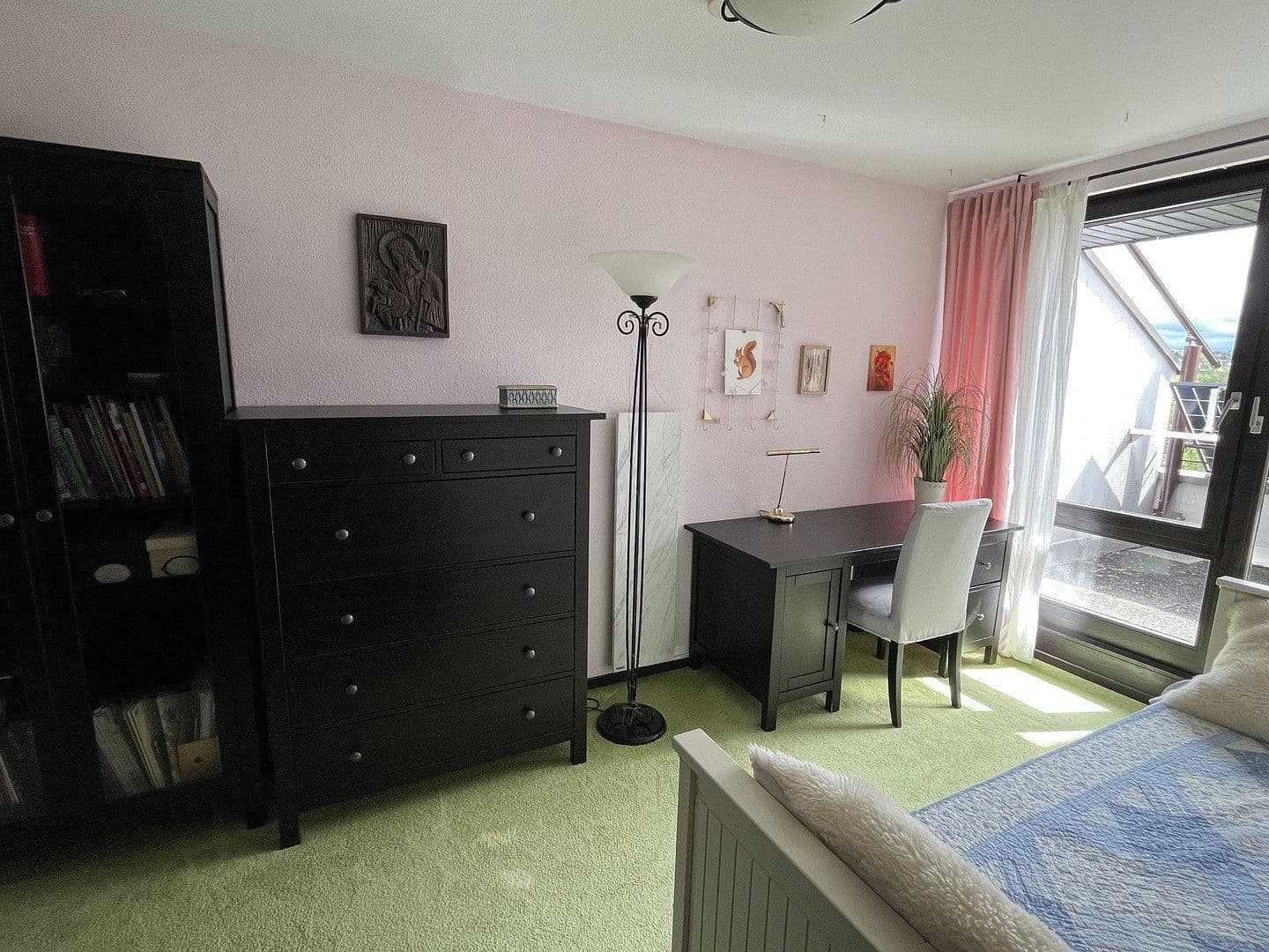 Prodej bytu 5+1 153 m², Chemnitzer Weg 10 (oberer Eingang), Sindelfingen, Bádensko-Württembersko Prodej bytu 5+1 153 m², Chemnitzer Weg 10 (oberer Eingang), Sindelfingen, Bádensko-Württembersko
