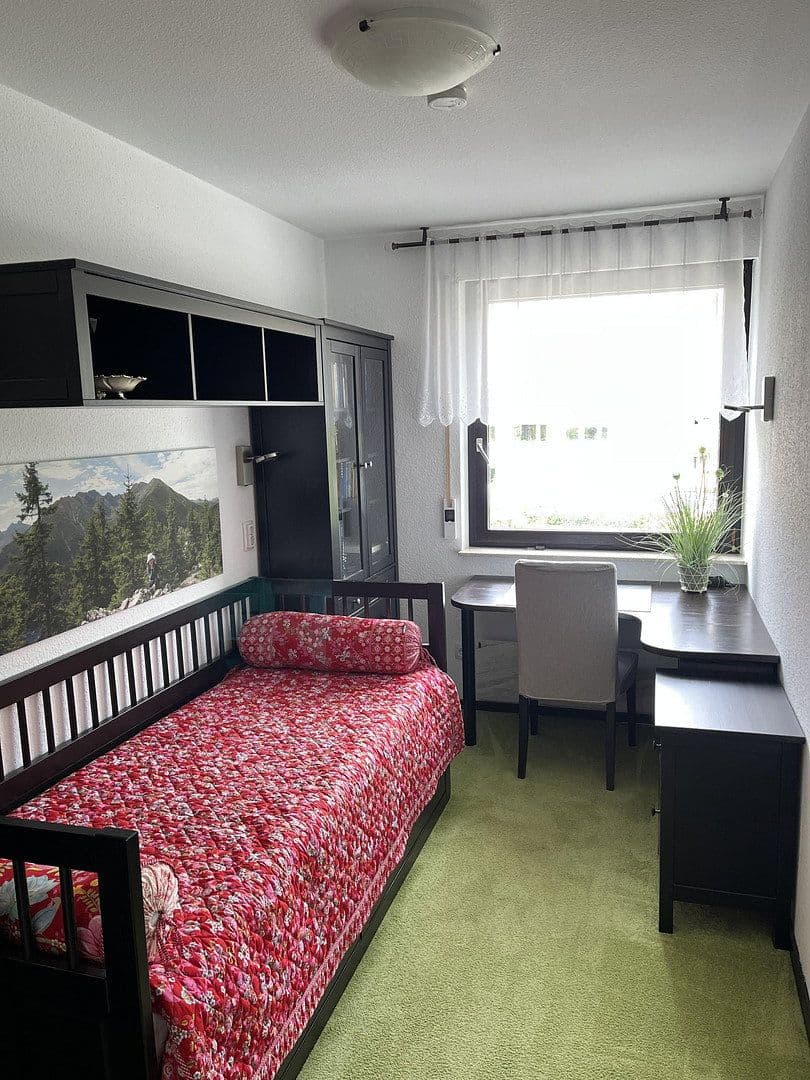 Prodej bytu 5+1 153 m², Chemnitzer Weg 10 (oberer Eingang), Sindelfingen, Bádensko-Württembersko Prodej bytu 5+1 153 m², Chemnitzer Weg 10 (oberer Eingang), Sindelfingen, Bádensko-Württembersko