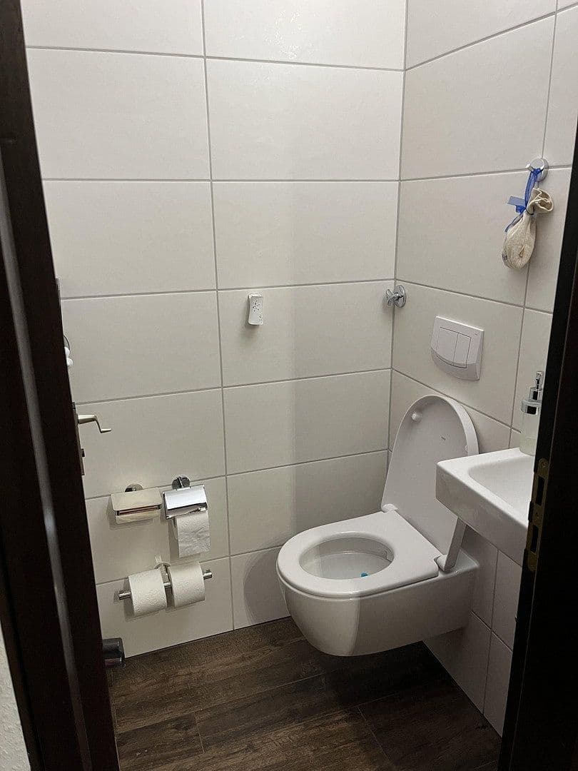 Prodej bytu 5+1 153 m², Chemnitzer Weg 10 (oberer Eingang), Sindelfingen, Bádensko-Württembersko Prodej bytu 5+1 153 m², Chemnitzer Weg 10 (oberer Eingang), Sindelfingen, Bádensko-Württembersko