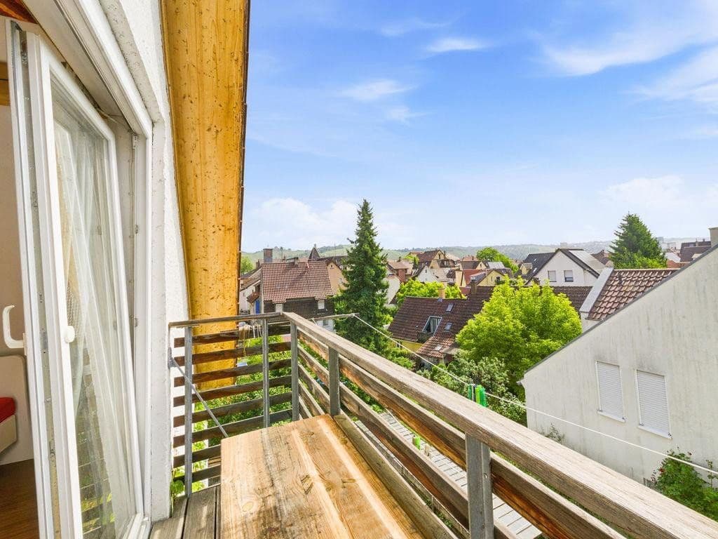 Prodej domu 159 m², pozemek 144 m², Stuttgart, Bádensko-Württembersko Prodej domu 159 m², pozemek 144 m², Stuttgart, Bádensko-Württembersko