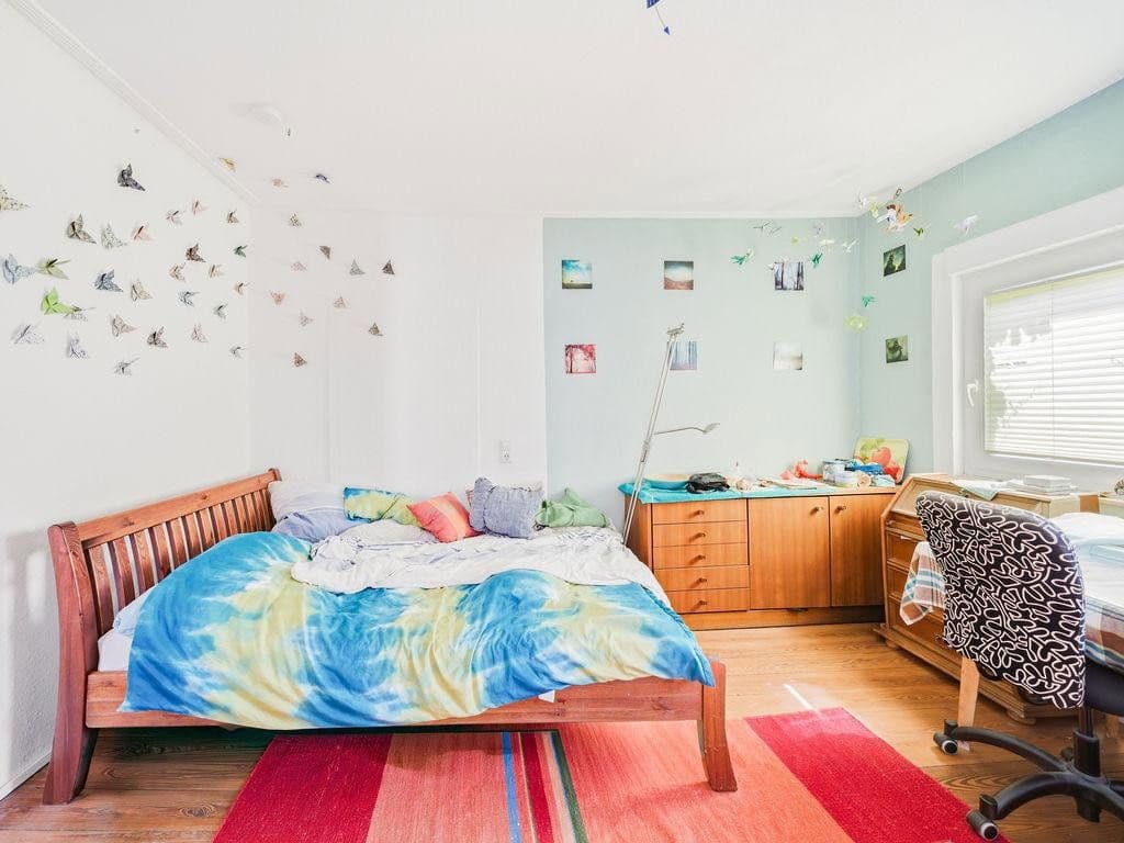 Prodej domu 159 m², pozemek 144 m², Stuttgart, Bádensko-Württembersko Prodej domu 159 m², pozemek 144 m², Stuttgart, Bádensko-Württembersko
