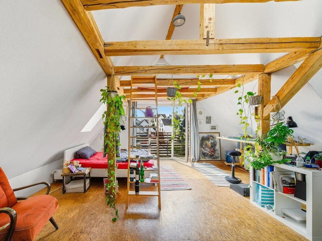 Prodej domu 159 m², pozemek 144 m², Stuttgart, Bádensko-Württembersko Prodej domu 159 m², pozemek 144 m², Stuttgart, Bádensko-Württembersko