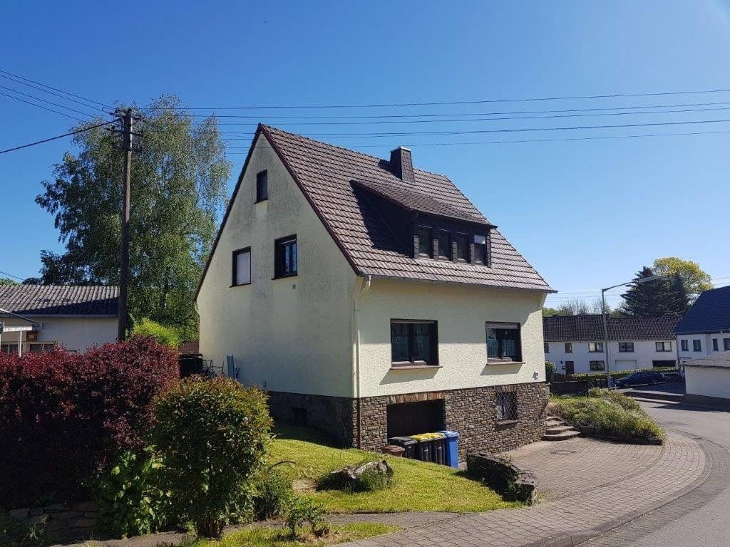 Prodej domu 124 m², pozemek 655 m², Peterslahr, Porýní-Falc Prodej domu 124 m², pozemek 655 m², Peterslahr, Porýní-Falc