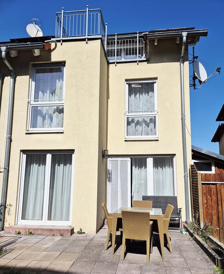 Prodej domu 140 m², pozemek 208 m², Ettlingen, Bádensko-Württembersko Prodej domu 140 m², pozemek 208 m², Ettlingen, Bádensko-Württembersko