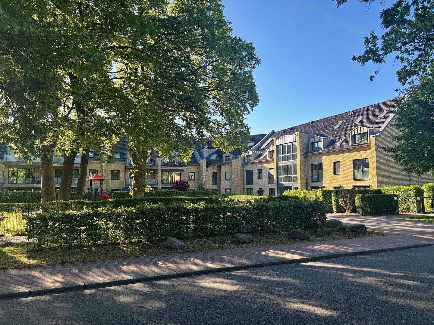 Prodej bytu 4+kk 146 m², Norderstedt, Šlesvicko-Holštýnsko Prodej bytu 4+kk 146 m², Norderstedt, Šlesvicko-Holštýnsko