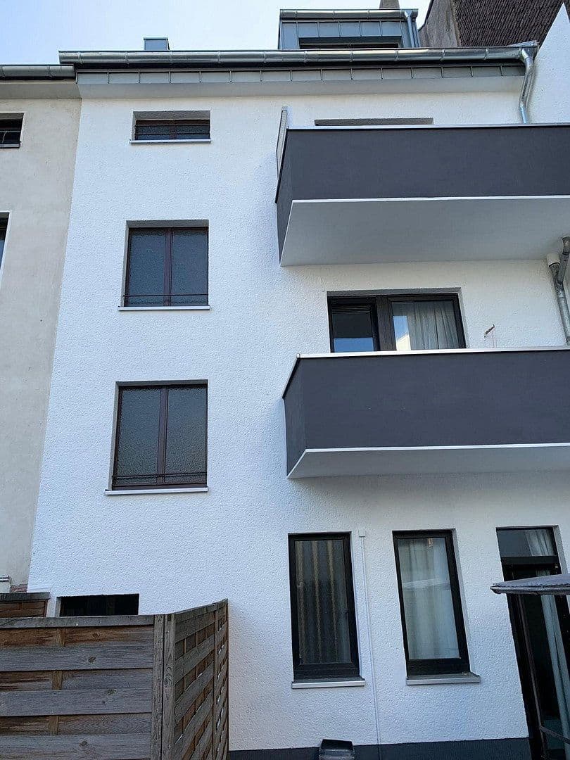 Prodej domu 207 m², pozemek 123 m², Köln, Severní Porýní-Vestfálsko Prodej domu 207 m², pozemek 123 m², Köln, Severní Porýní-Vestfálsko
