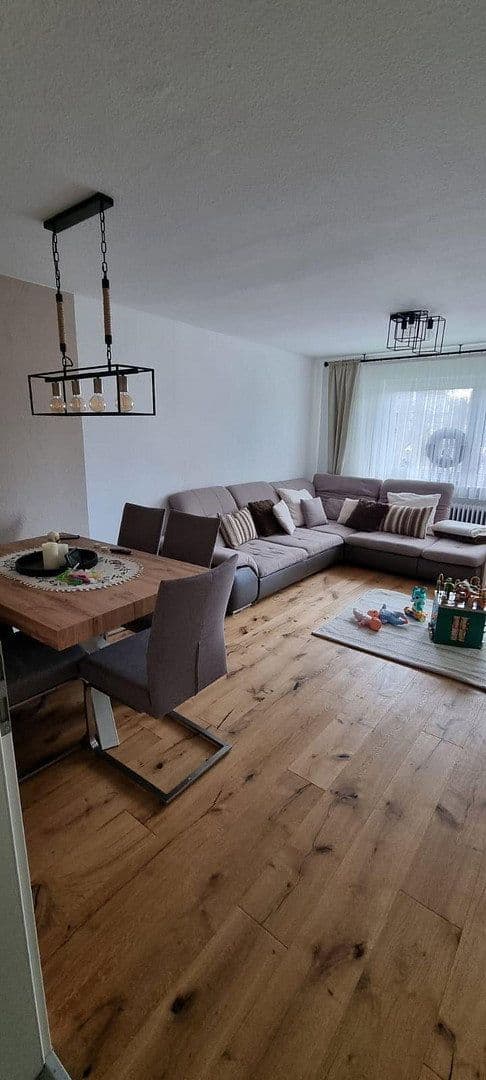 Pronájem bytu 3+1 72 m², Sindelfingen, Bádensko-Württembersko Pronájem bytu 3+1 72 m², Sindelfingen, Bádensko-Württembersko
