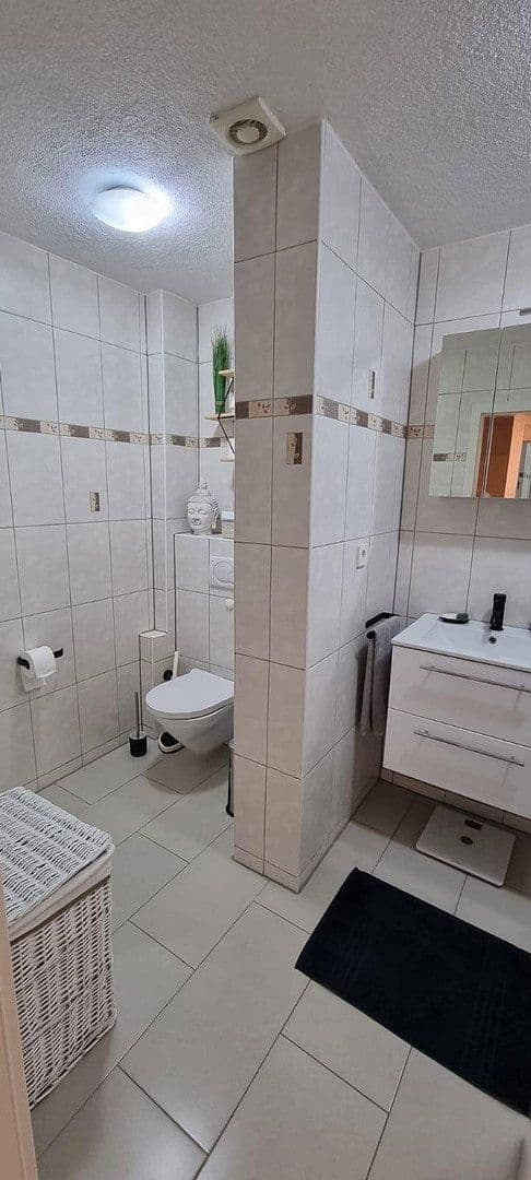 Pronájem bytu 3+1 72 m², Sindelfingen, Bádensko-Württembersko Pronájem bytu 3+1 72 m², Sindelfingen, Bádensko-Württembersko