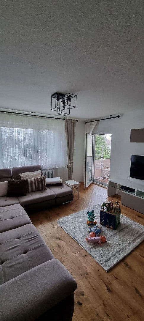 Pronájem bytu 3+1 72 m², Sindelfingen, Bádensko-Württembersko Pronájem bytu 3+1 72 m², Sindelfingen, Bádensko-Württembersko