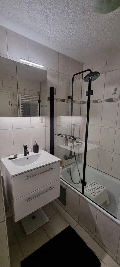 Pronájem bytu 3+1 72 m², Sindelfingen, Bádensko-Württembersko Pronájem bytu 3+1 72 m², Sindelfingen, Bádensko-Württembersko