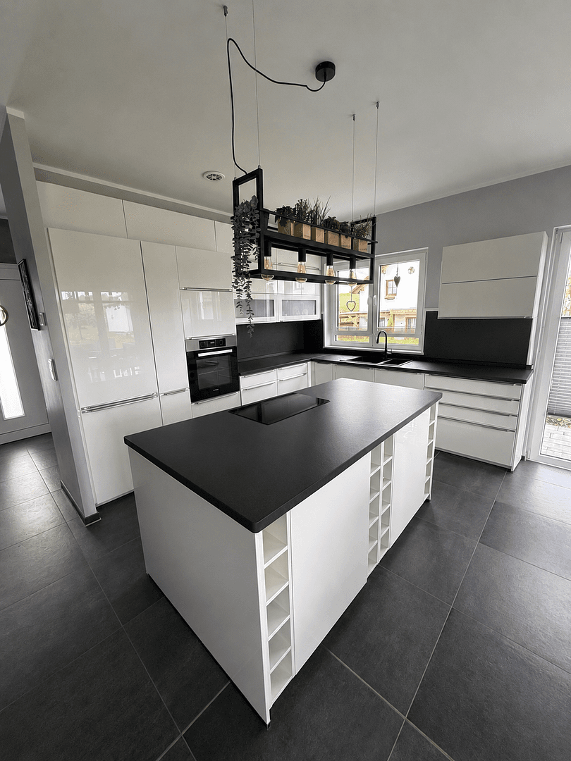 Prodej domu 143 m², pozemek 629 m², Strautfeld 11, Landolfshausen, Dolní Sasko Prodej domu 143 m², pozemek 629 m², Strautfeld 11, Landolfshausen, Dolní Sasko
