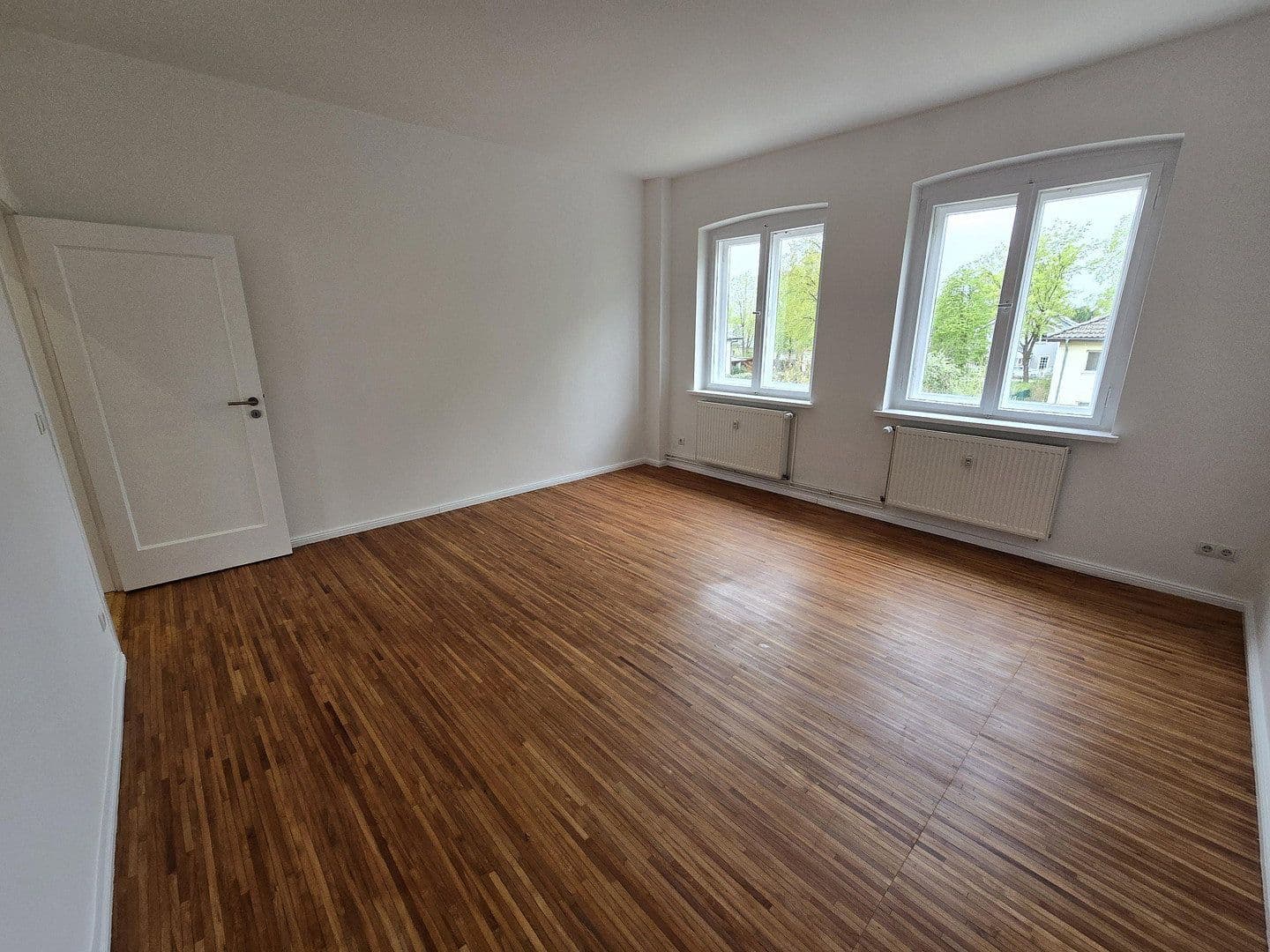 Pronájem bytu 4+kk 114 m², Gerhart-Hauptmann Straße 43/45, Teltow, Braniborsko Pronájem bytu 4+kk 114 m², Gerhart-Hauptmann Straße 43/45, Teltow, Braniborsko