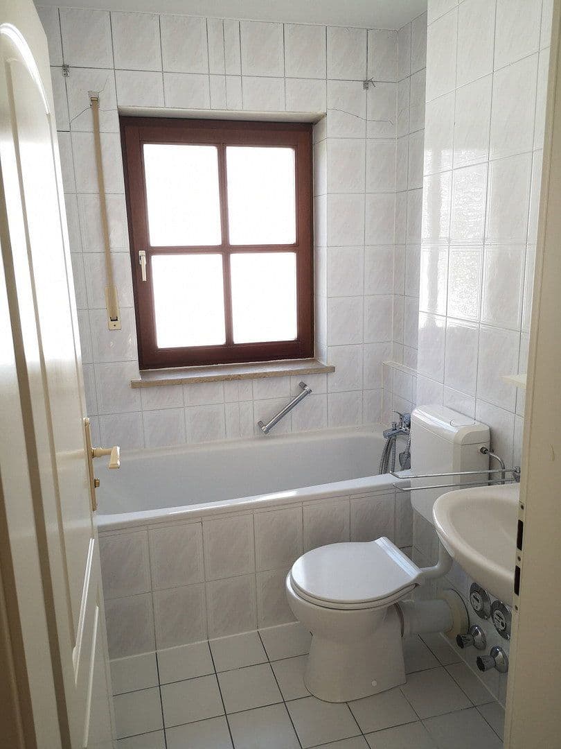 Pronájem bytu 2+1 45 m², Rofanstraße 00, München, Bavorsko Pronájem bytu 2+1 45 m², Rofanstraße 00, München, Bavorsko