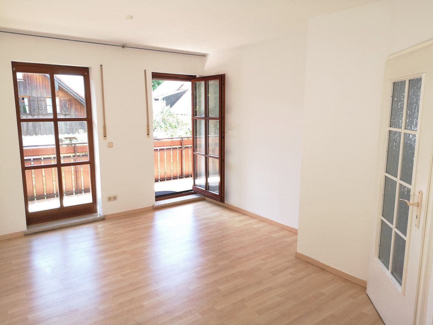 Pronájem bytu 2+1 45 m², Rofanstraße 00, München, Bavorsko Pronájem bytu 2+1 45 m², Rofanstraße 00, München, Bavorsko