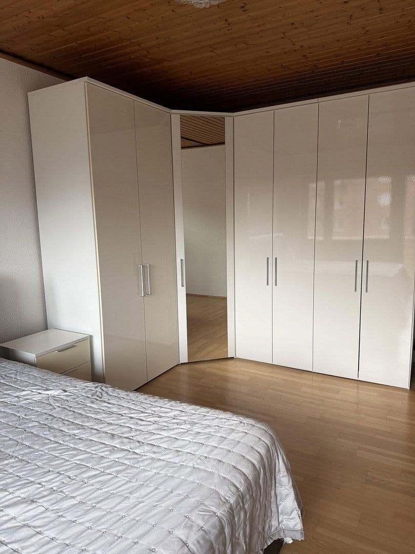 Pronájem bytu 2+1 73 m², Mannheim, Bádensko-Württembersko Pronájem bytu 2+1 73 m², Mannheim, Bádensko-Württembersko