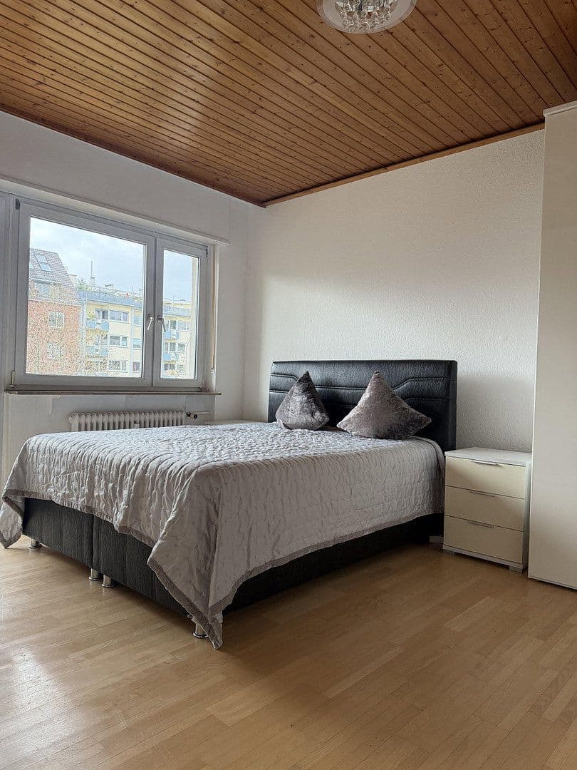 Pronájem bytu 2+1 73 m², Mannheim, Bádensko-Württembersko Pronájem bytu 2+1 73 m², Mannheim, Bádensko-Württembersko