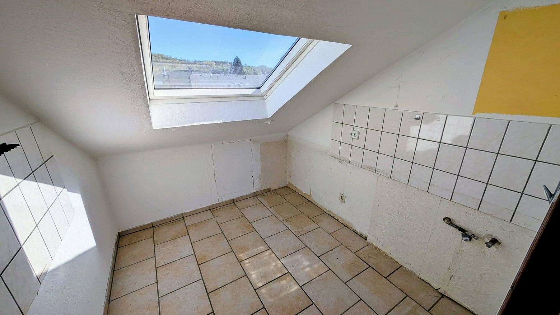 Prodej domu 228 m², pozemek 610 m², Meschede, Severní Porýní-Vestfálsko Prodej domu 228 m², pozemek 610 m², Meschede, Severní Porýní-Vestfálsko