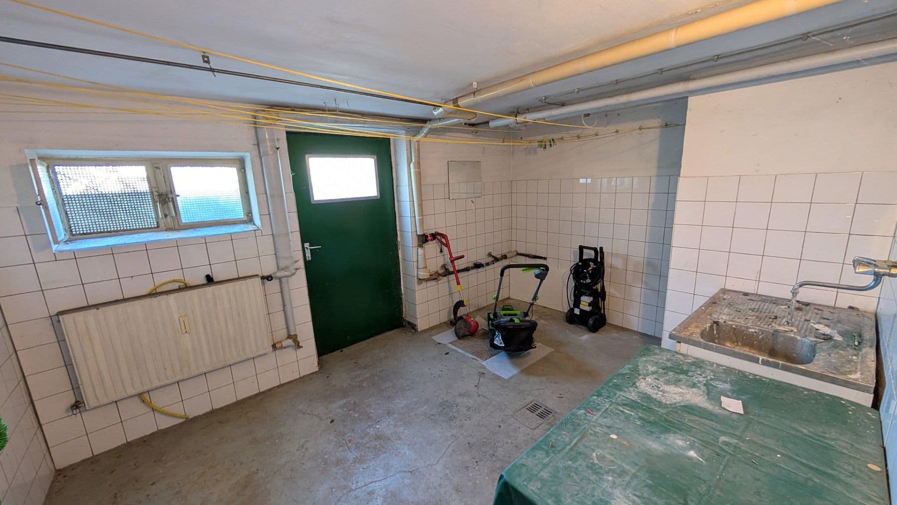 Prodej domu 228 m², pozemek 610 m², Meschede, Severní Porýní-Vestfálsko Prodej domu 228 m², pozemek 610 m², Meschede, Severní Porýní-Vestfálsko