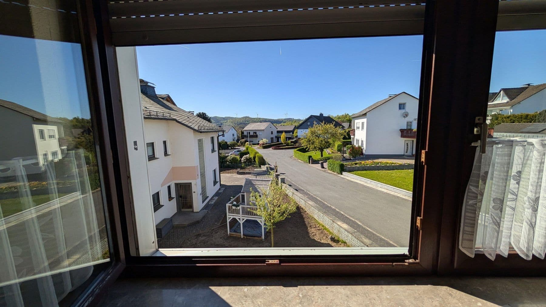 Prodej domu 228 m², pozemek 610 m², Meschede, Severní Porýní-Vestfálsko Prodej domu 228 m², pozemek 610 m², Meschede, Severní Porýní-Vestfálsko