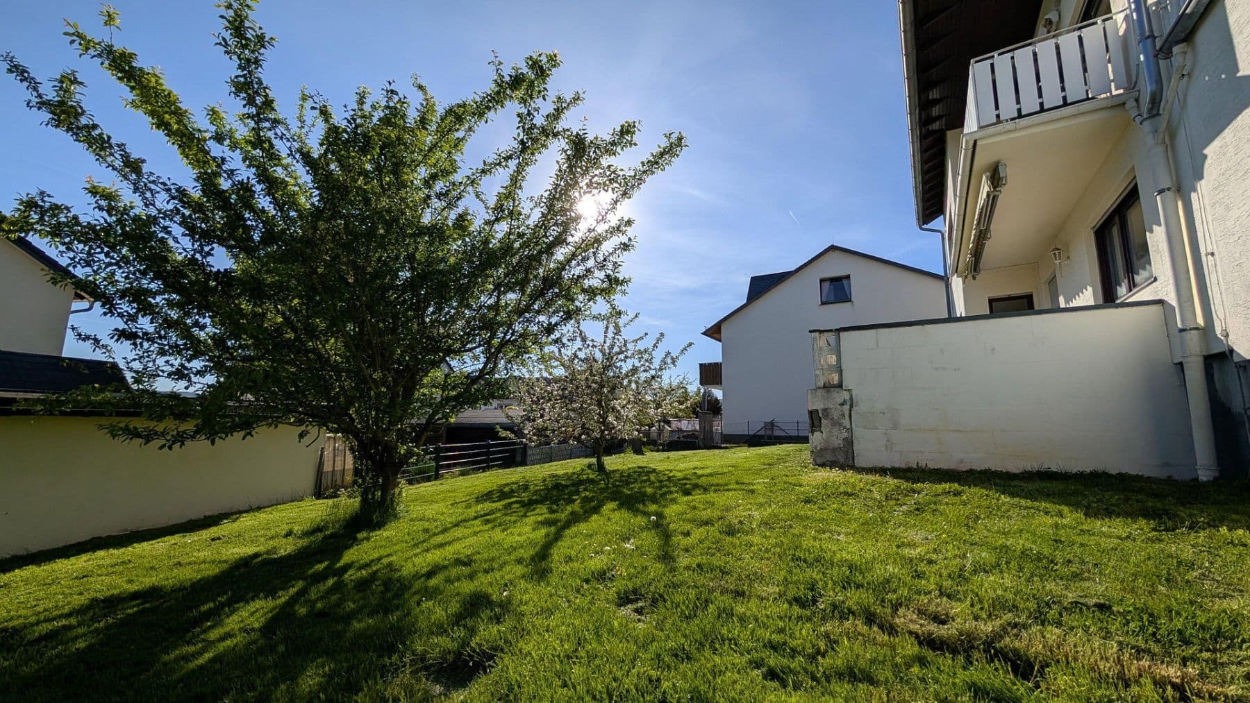 Prodej domu 228 m², pozemek 610 m², Meschede, Severní Porýní-Vestfálsko Prodej domu 228 m², pozemek 610 m², Meschede, Severní Porýní-Vestfálsko