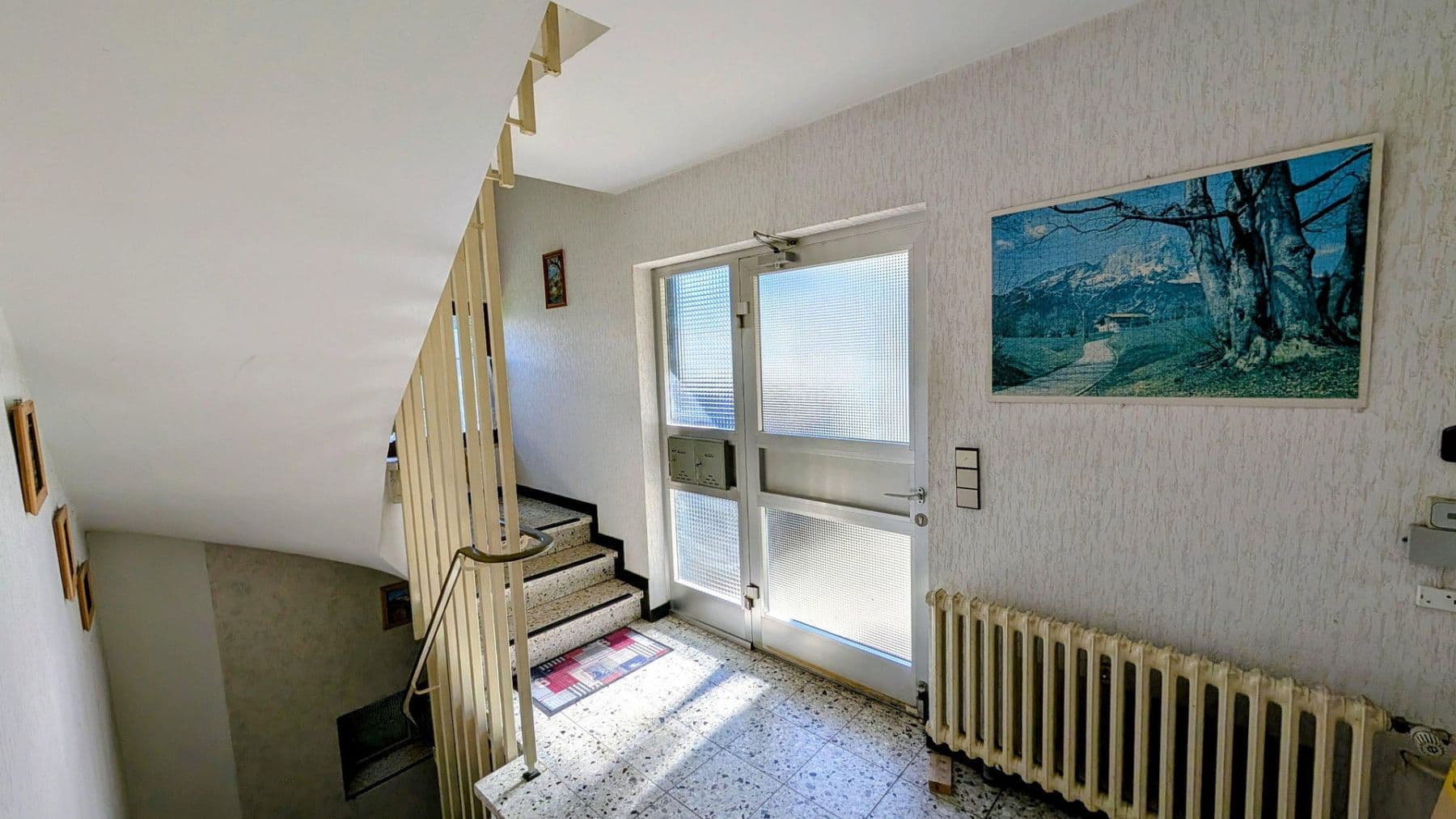 Prodej domu 228 m², pozemek 610 m², Meschede, Severní Porýní-Vestfálsko Prodej domu 228 m², pozemek 610 m², Meschede, Severní Porýní-Vestfálsko
