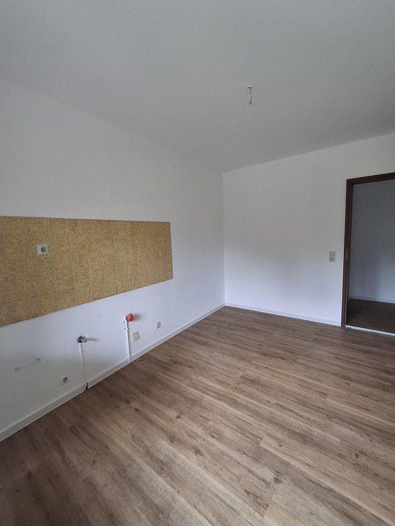 Pronájem bytu 2+1 73 m², Durmersheimer Straße 72, Karlsruhe, Bádensko-Württembersko Pronájem bytu 2+1 73 m², Durmersheimer Straße 72, Karlsruhe, Bádensko-Württembersko
