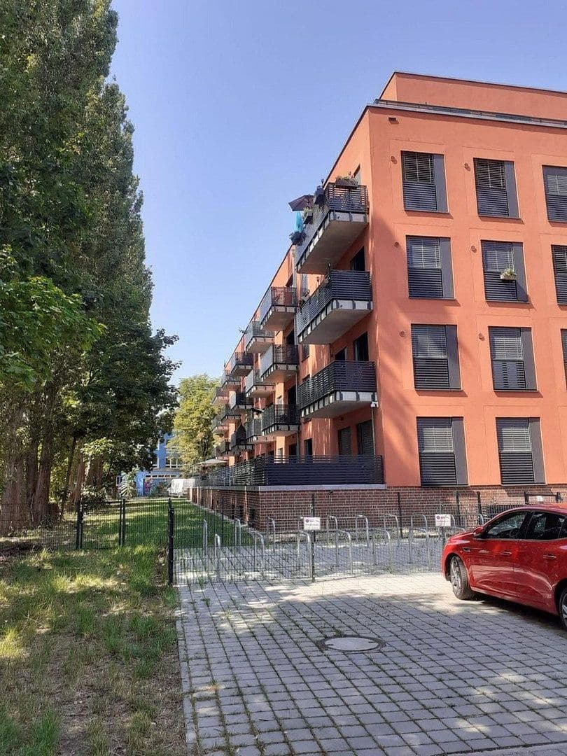 Pronájem bytu 2+1 64 m², Henriette-Lustig-Str. 6, Berlin, Berlín Pronájem bytu 2+1 64 m², Henriette-Lustig-Str. 6, Berlin, Berlín