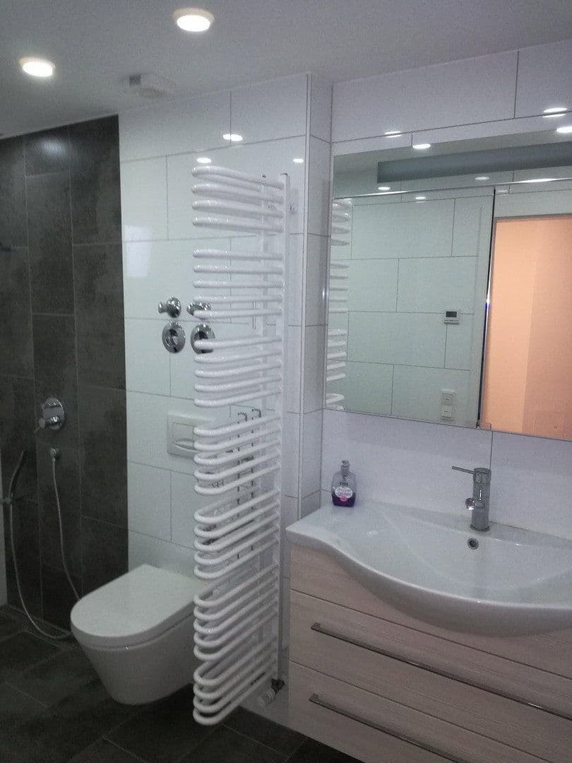 Prodej bytu 2+kk 83 m², Geschwister-Scholl-Platz, Fürstenfeldbruck, Bavorsko Prodej bytu 2+kk 83 m², Geschwister-Scholl-Platz, Fürstenfeldbruck, Bavorsko
