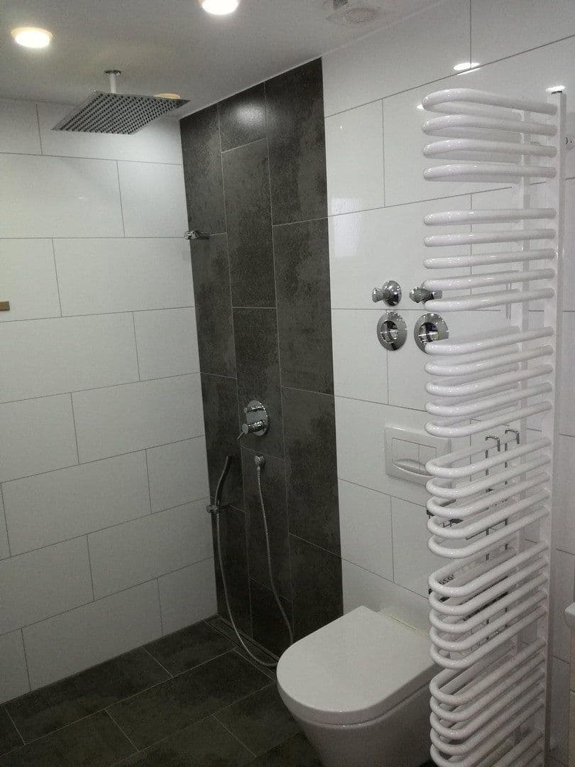 Prodej bytu 2+kk 83 m², Geschwister-Scholl-Platz, Fürstenfeldbruck, Bavorsko Prodej bytu 2+kk 83 m², Geschwister-Scholl-Platz, Fürstenfeldbruck, Bavorsko