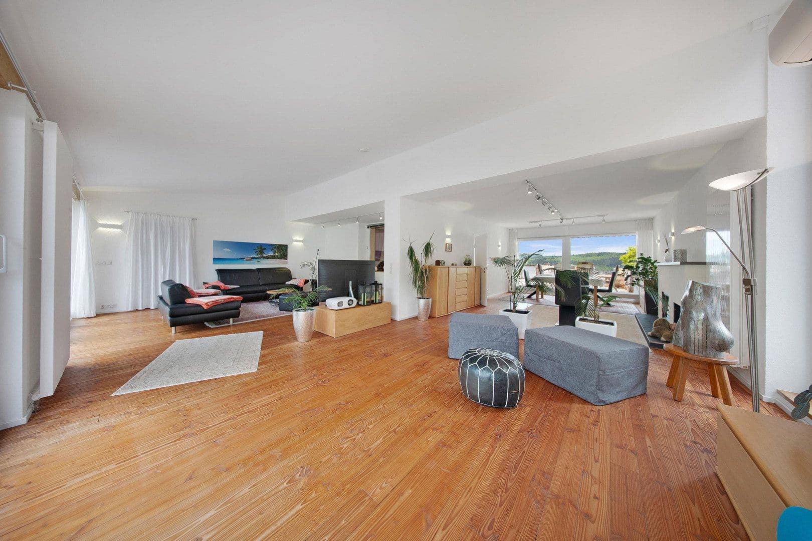 Prodej domu 265 m², pozemek 851 m², Gaggenau, Bádensko-Württembersko Prodej domu 265 m², pozemek 851 m², Gaggenau, Bádensko-Württembersko
