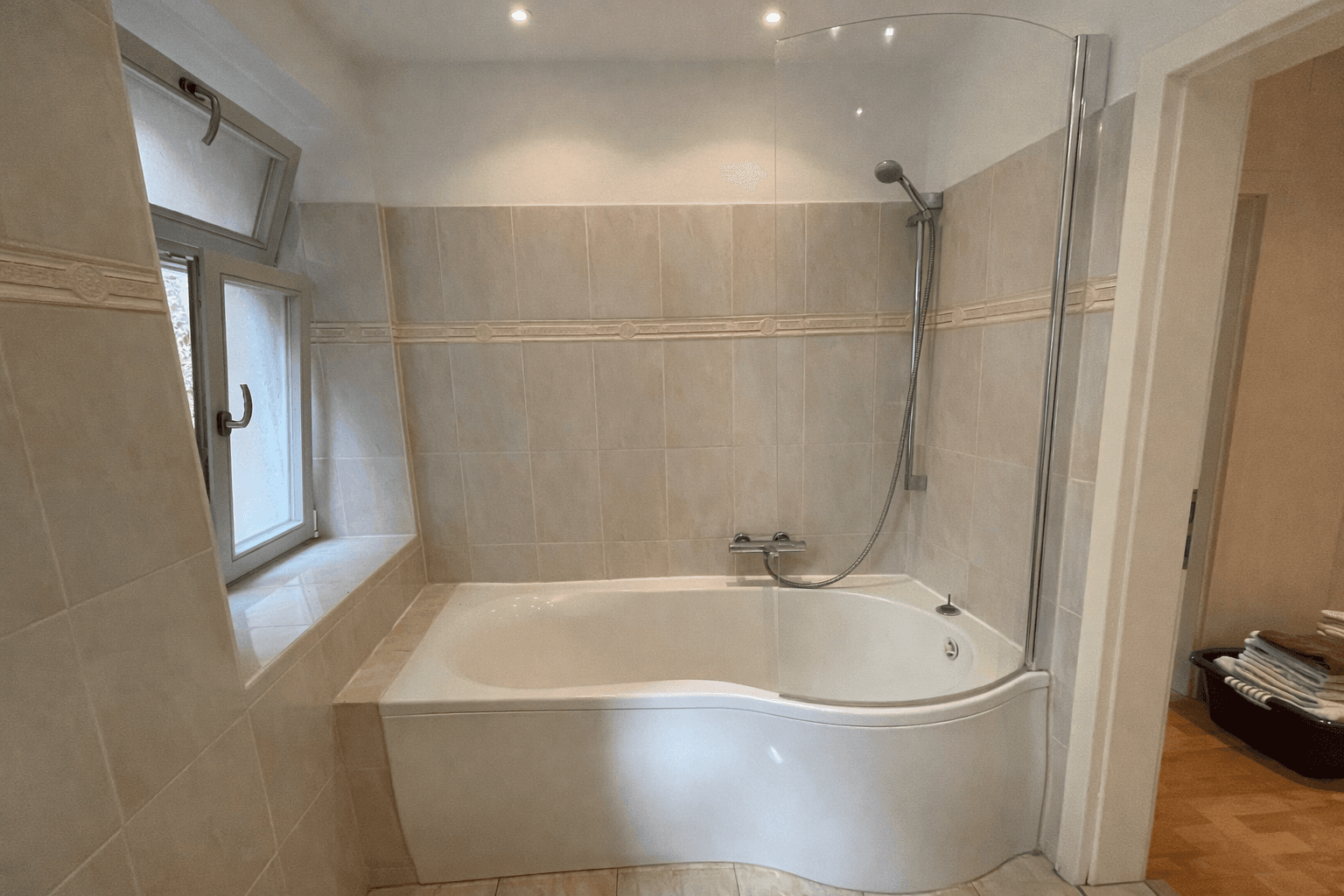 Pronájem bytu 2+1 73 m², Am Zehnt 9, Sinsheim, Bádensko-Württembersko Pronájem bytu 2+1 73 m², Am Zehnt 9, Sinsheim, Bádensko-Württembersko